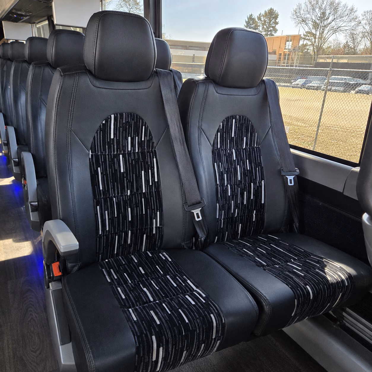 compare wine tour buses in lawrence for fall foliage season book early