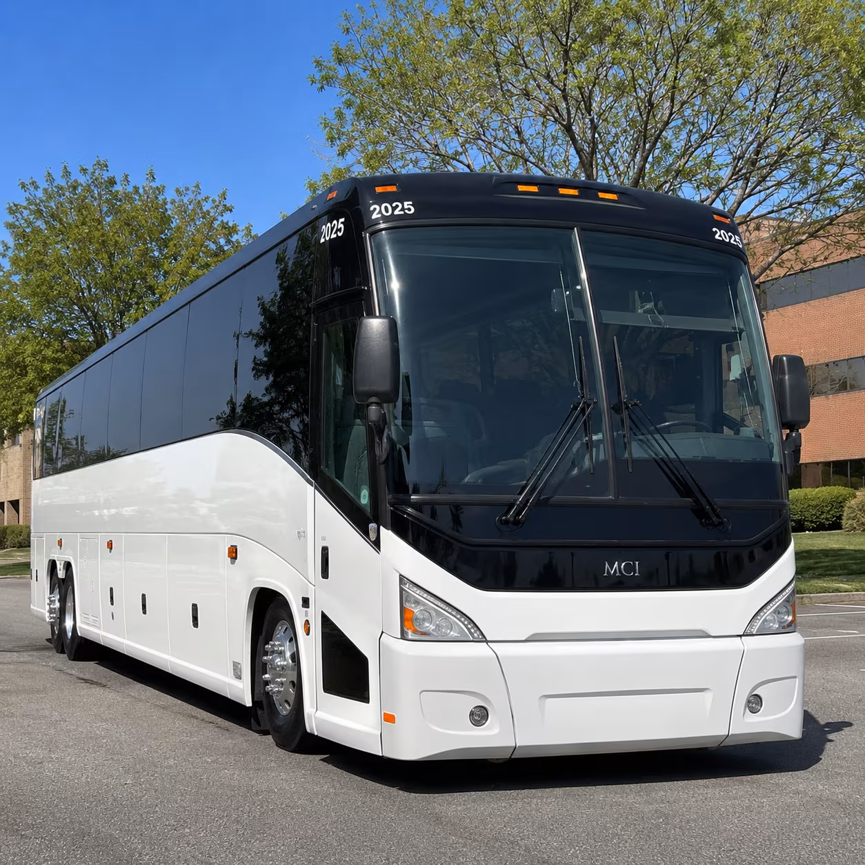 lawrencecharterbuscompany com makes it easy to get to gillette stadium concerts from lawrence