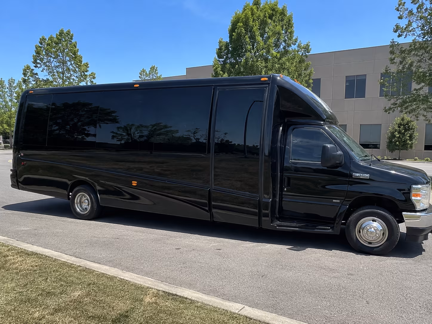 nashua bus rentals
